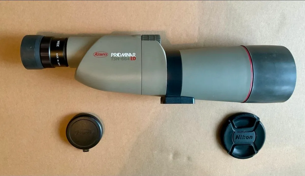 Kowa 664 spotting scope