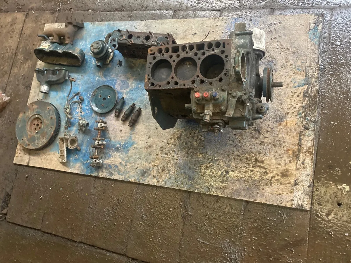 Kubota D950 Engine for parts or repair - Image 4
