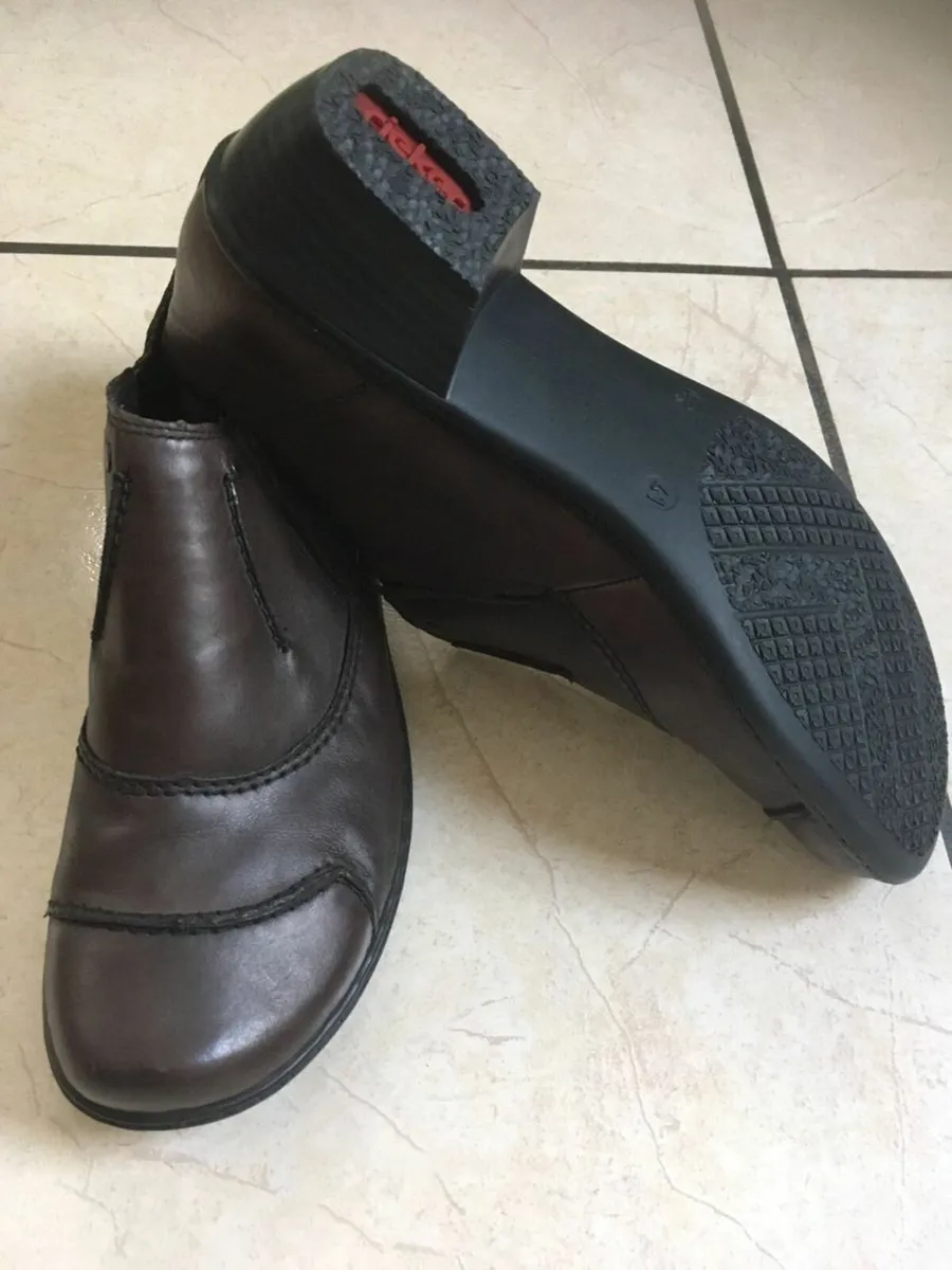 BRAND NEW Rieker Anti-Stress Leather Shoes, 41 / 7 - Image 1