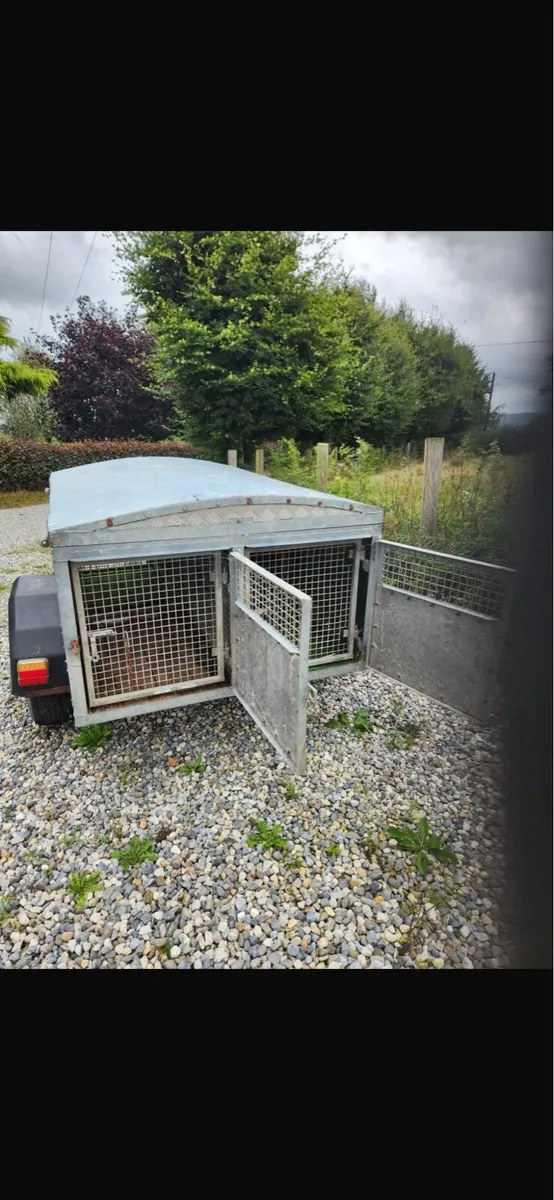 Dog Trailer - Image 3