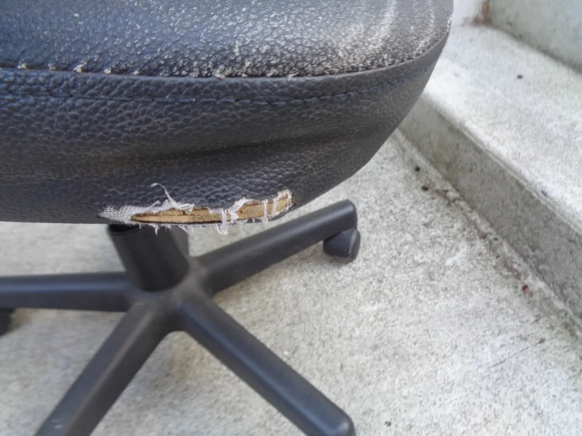 Swivel Office Chair for Sale - Image 4