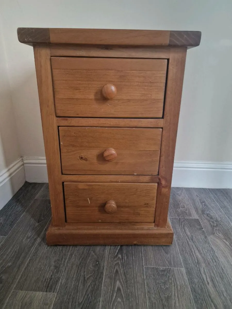 Pine locker - Image 1