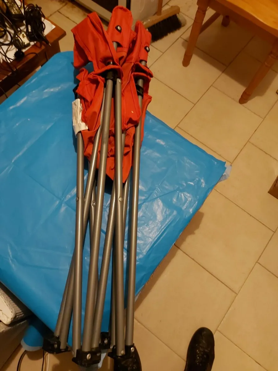 Fold Away Camping Chair with cup holder - Image 3