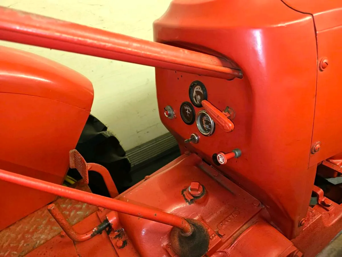 Massey Harris Junior vintage tractor - Image 2