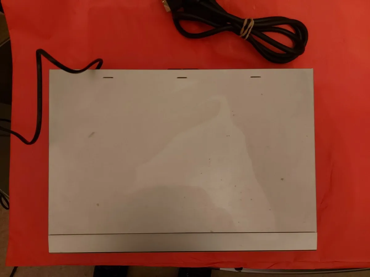 SANYO DVD Player Model No. DVD-SL20 - Image 3