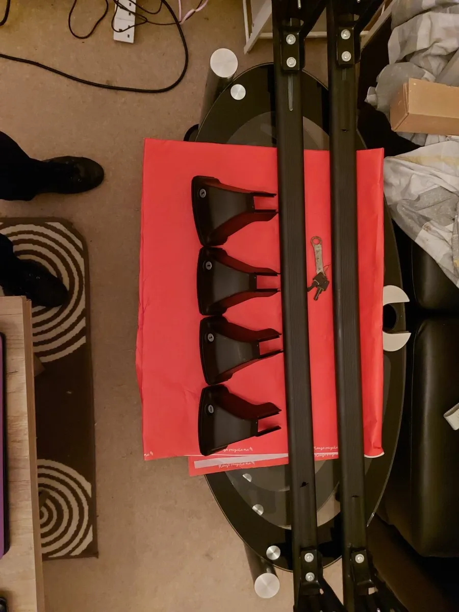 Car Roof Rack - Image 1