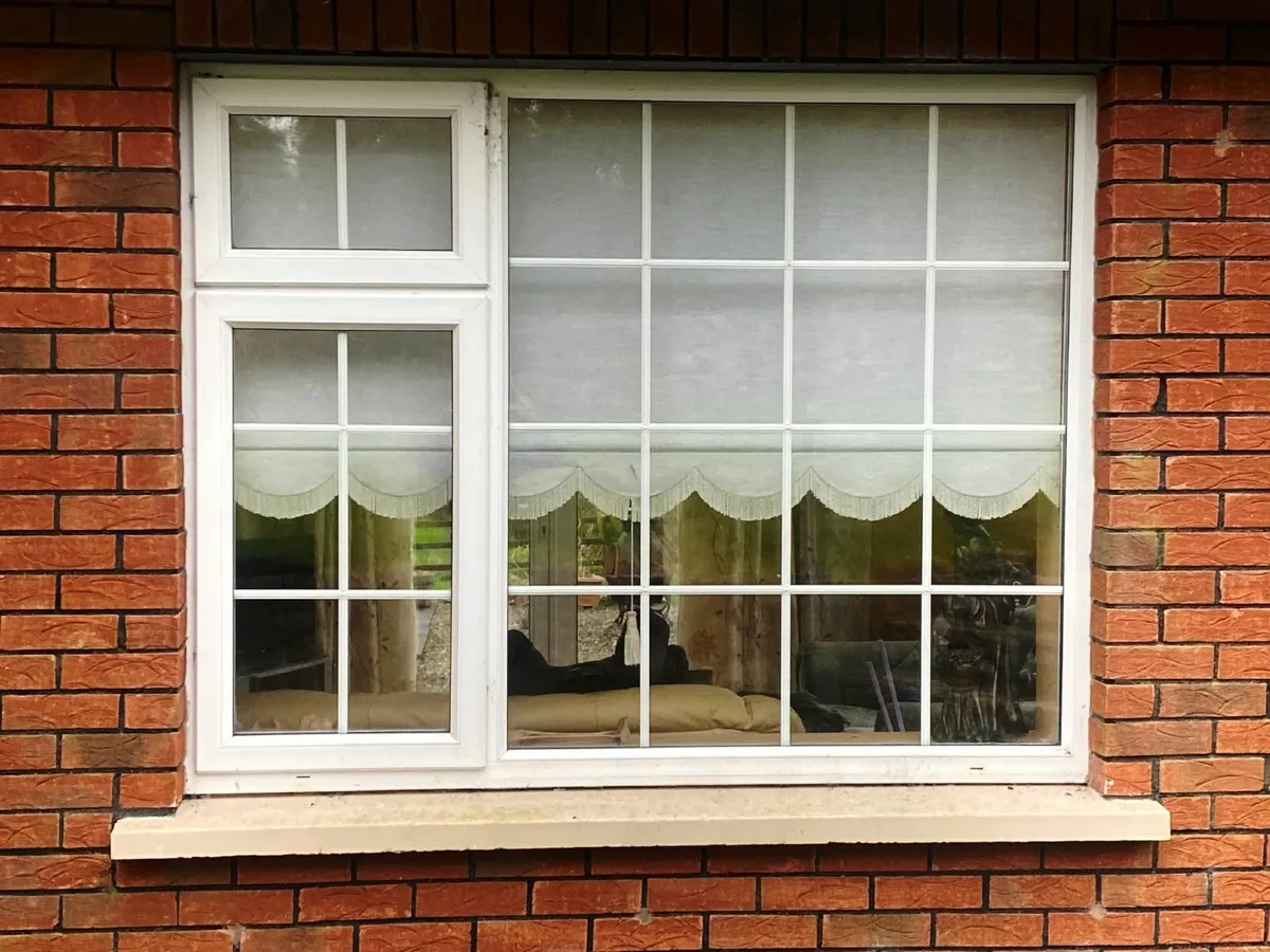 curtains and blinds - Image 4