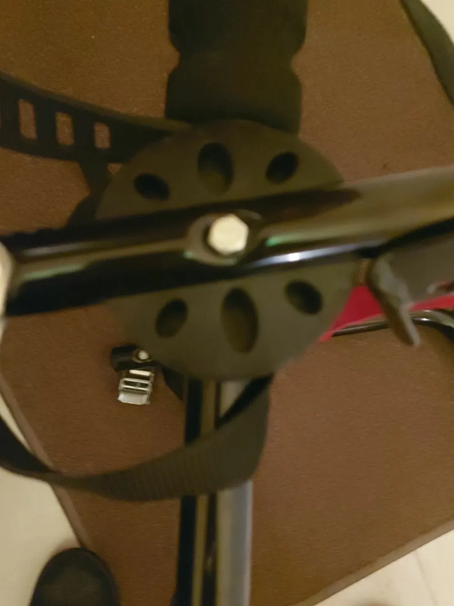 Bicycle Carrier in Excellent Condition Max 2 Bikes - Image 3