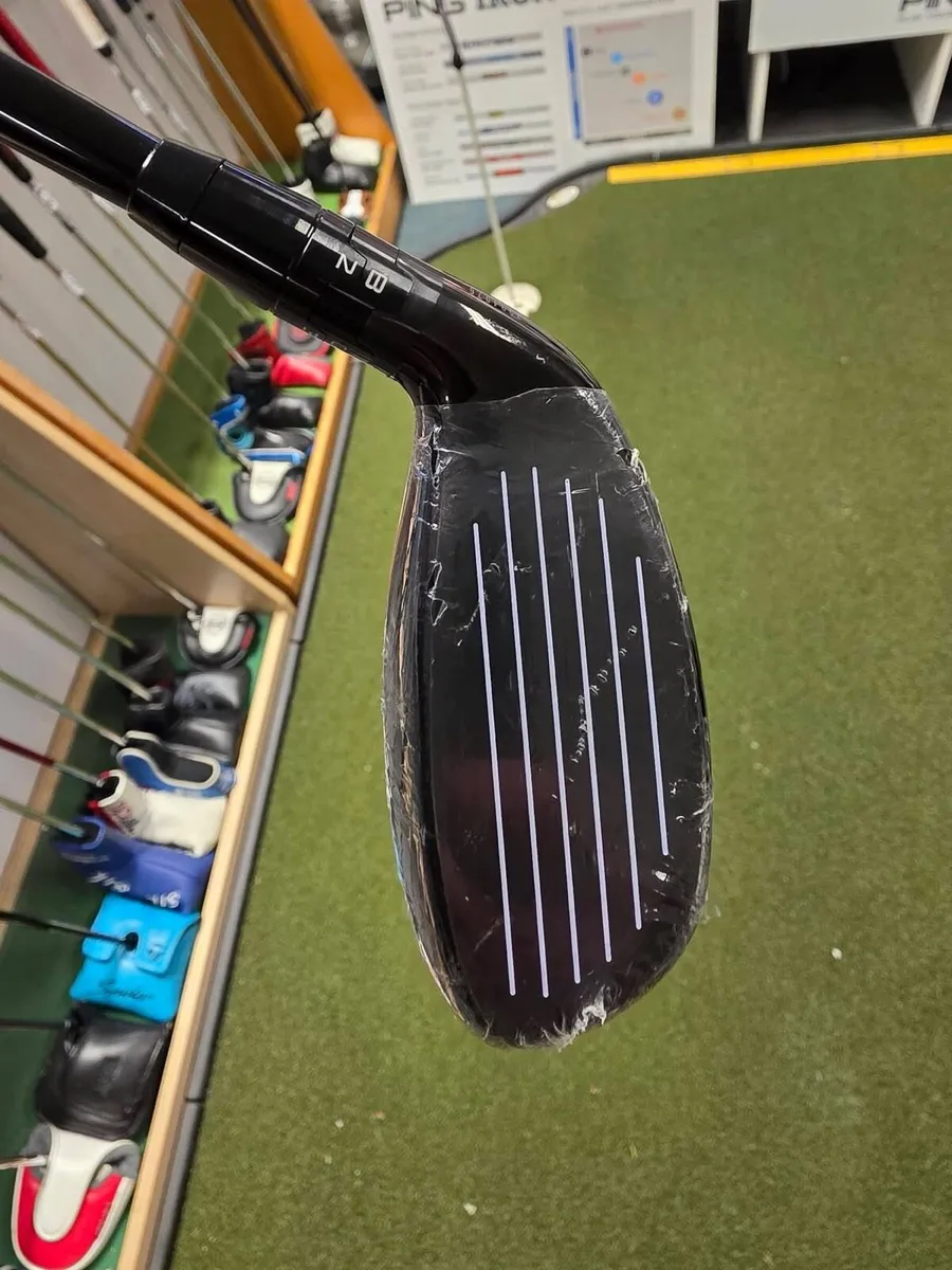 New Titleist TSr3 3 Hybrid - Image 3