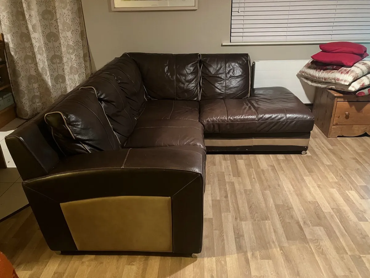 Corner sofa for sale - Image 2