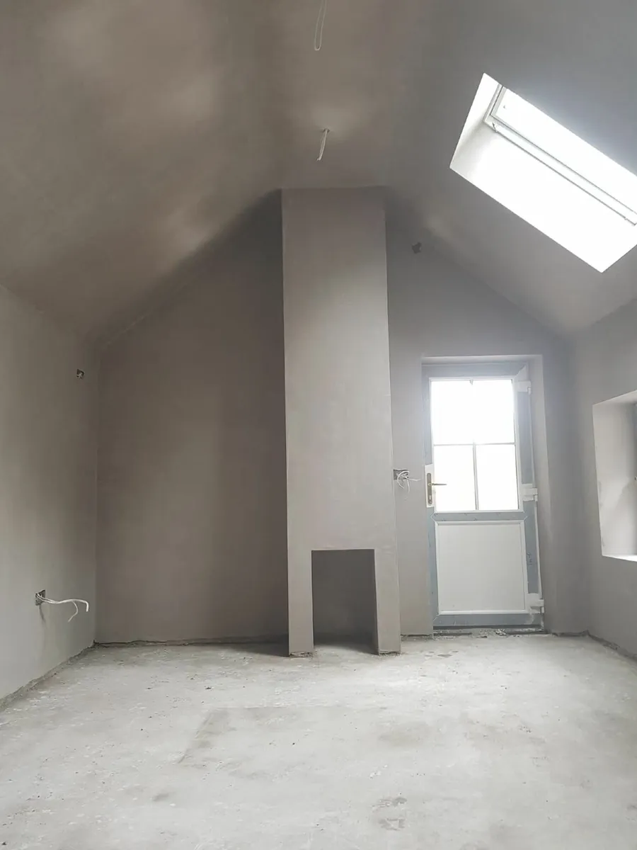 Plasterers available - Image 1