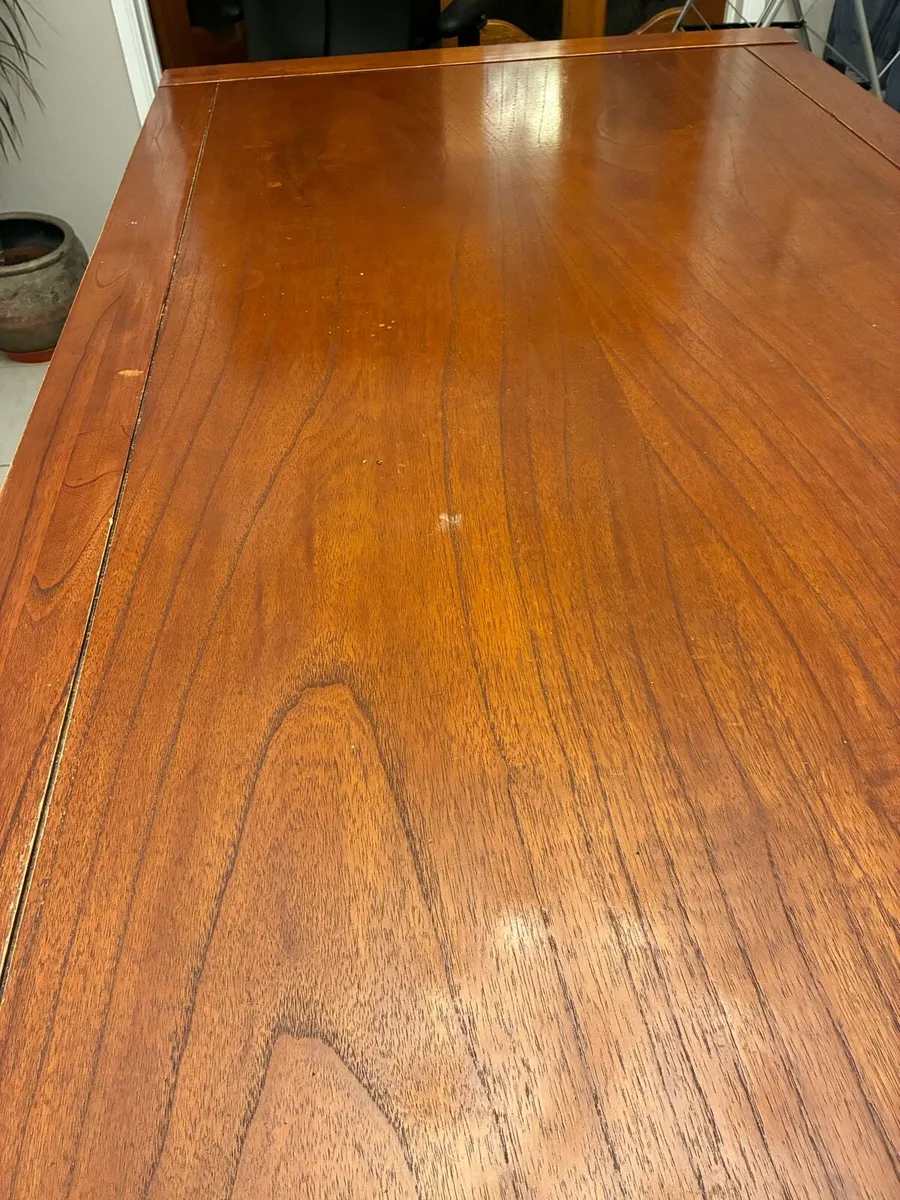 Dining room table - Image 2