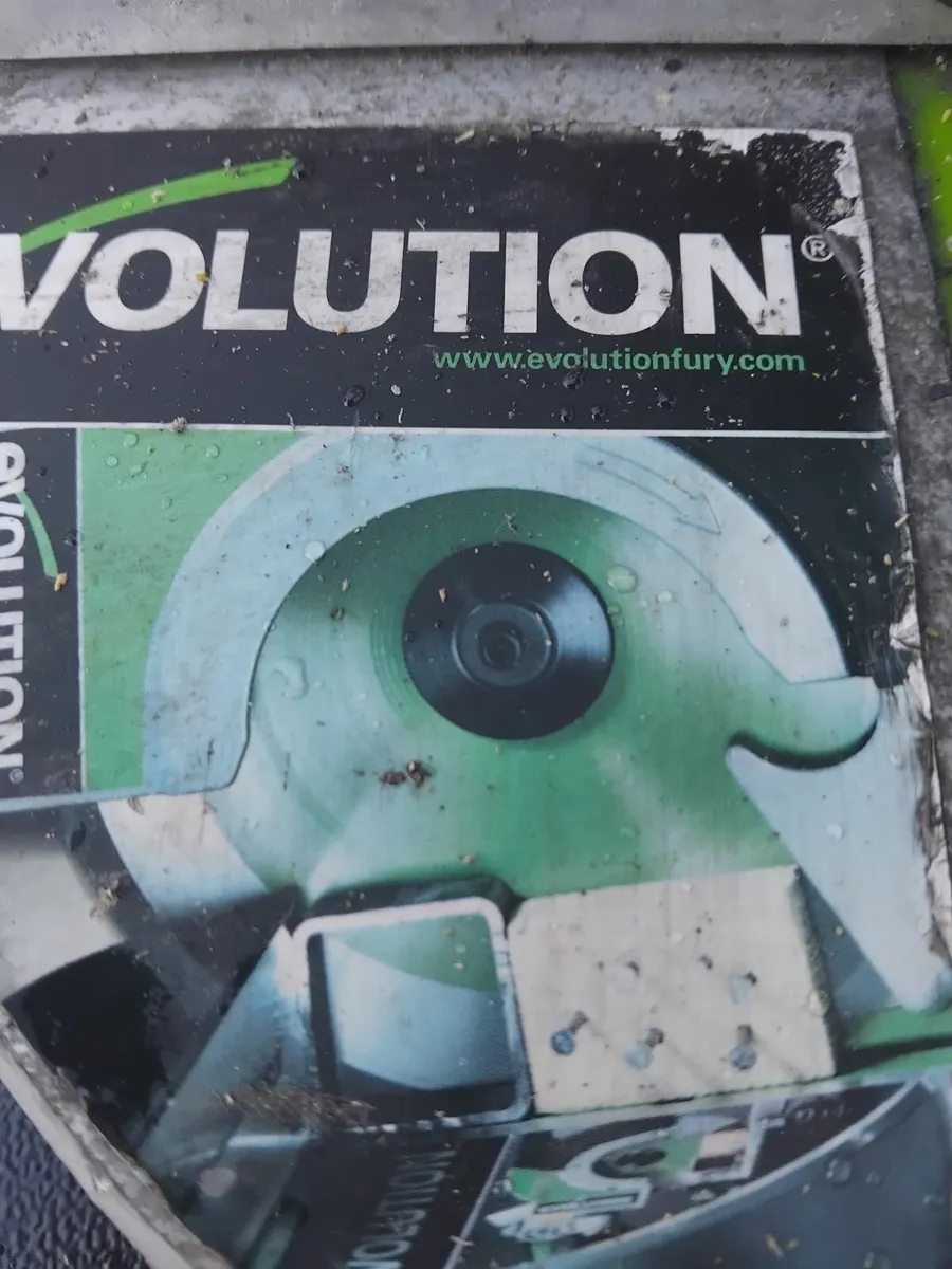 Big evolution chop saw  working perfect - Image 3