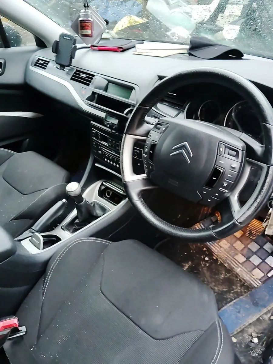 Breaking Citroen C5 2009 - Image 4