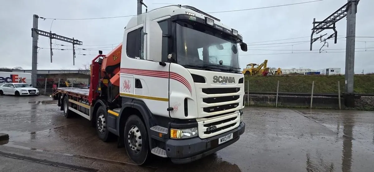 2013 SCANIA G400 8X2 BEAVERTAIL & PK40002-EH CRANE - Image 1
