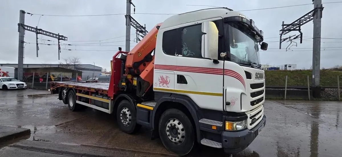 2013 SCANIA G400 8X2 BEAVERTAIL & PK40002-EH CRANE - Image 4