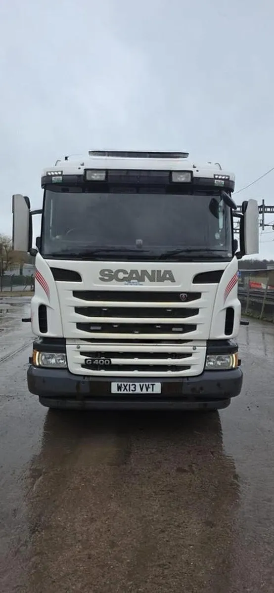 2013 SCANIA G400 8X2 BEAVERTAIL & PK40002-EH CRANE - Image 2