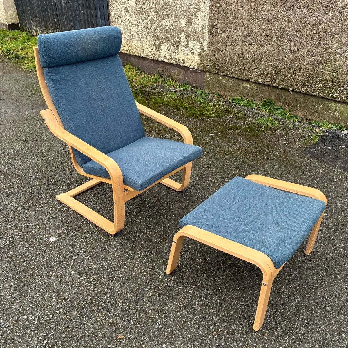 Lovely Arm chair & footstool - Image 4