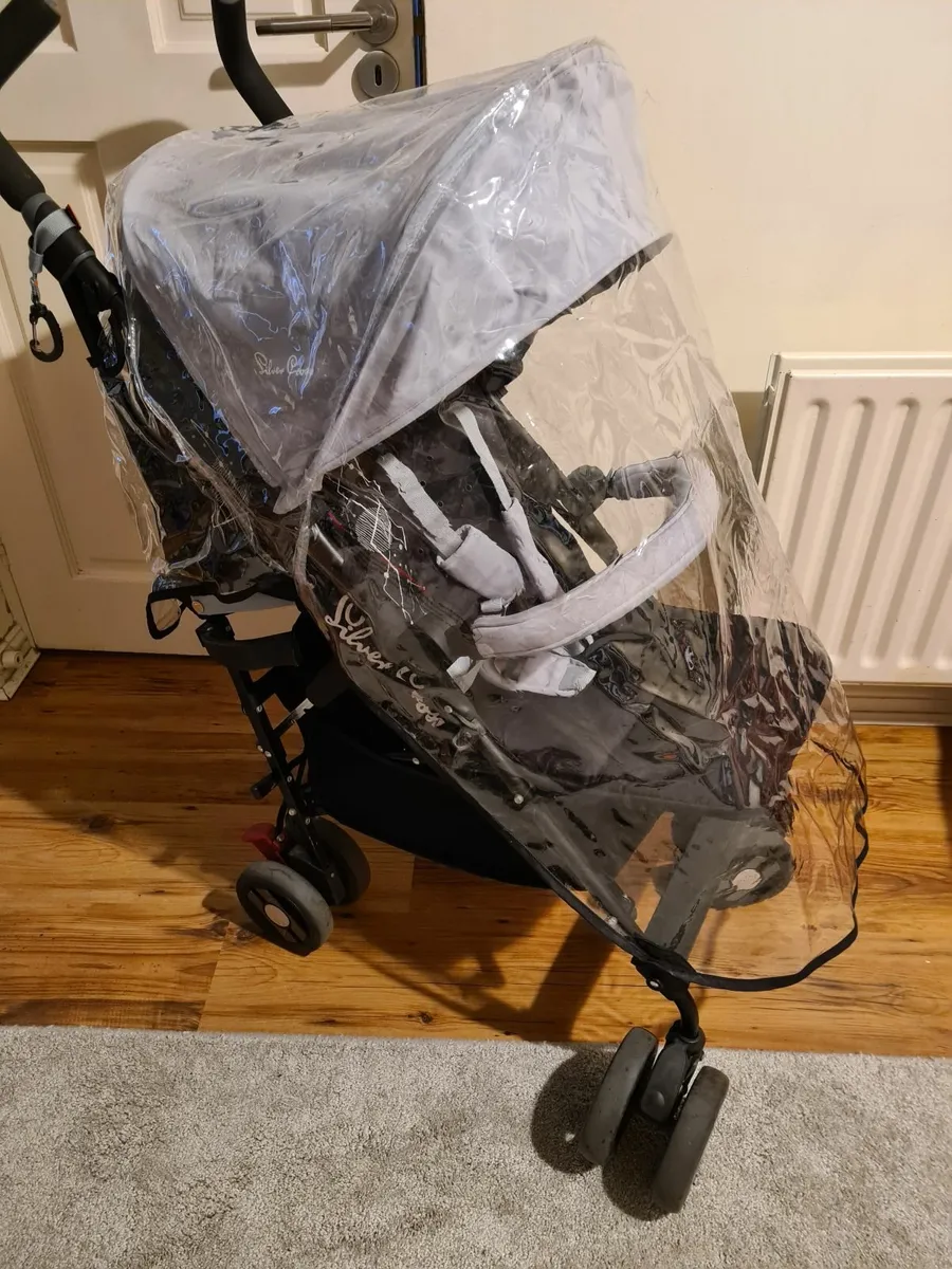 Silver Cross Pop Star Stroller + Accessories - Image 1