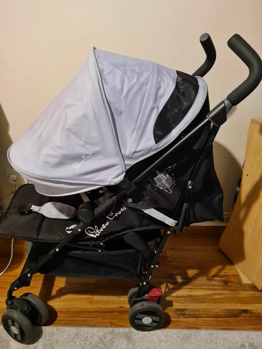 Silver Cross Pop Star Stroller + Accessories - Image 4