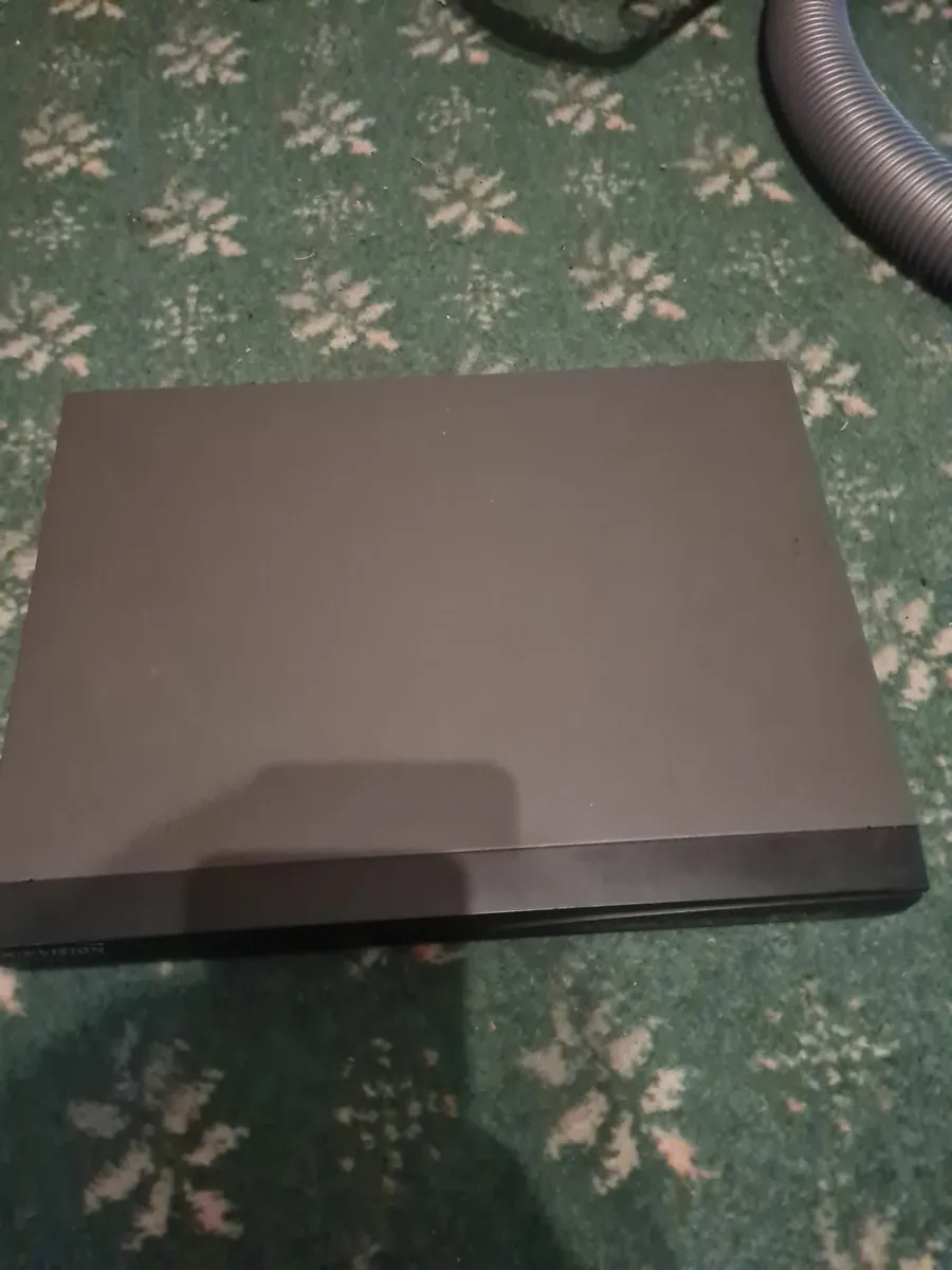 Full Hik Vision CCTV System - Image 3