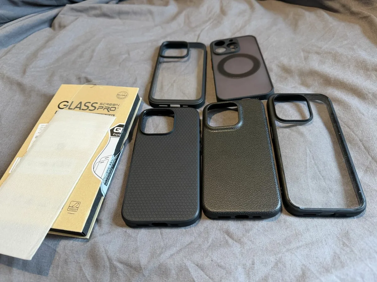 iPhone 15 Pro (256GB) Natural Titanium - Image 4