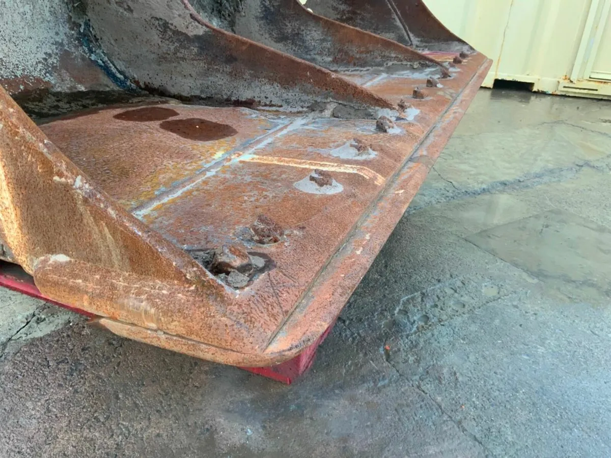 84" RHINOX GRADING BUCKET....80mm PINS......656v. - Image 4