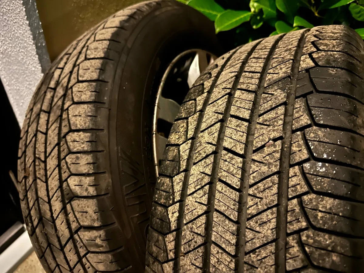 4 alloys - Kia Sportage - 5x114.3 - Image 3