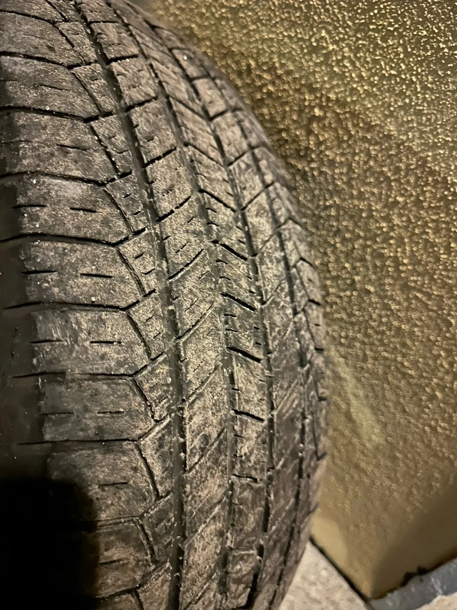 4 alloys - Kia Sportage - 5x114.3 - Image 4