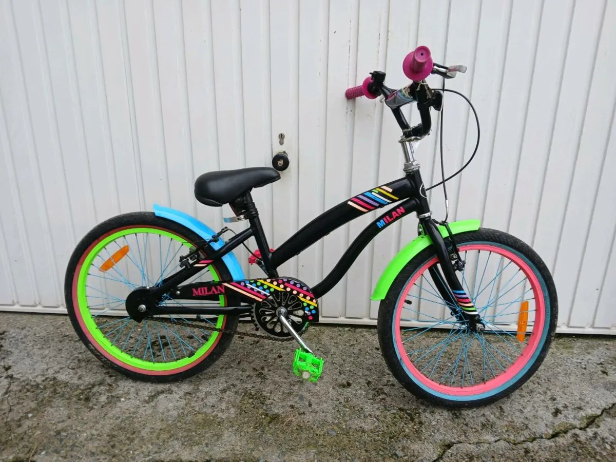 Kids and adults used bikes all sizes - Image 2