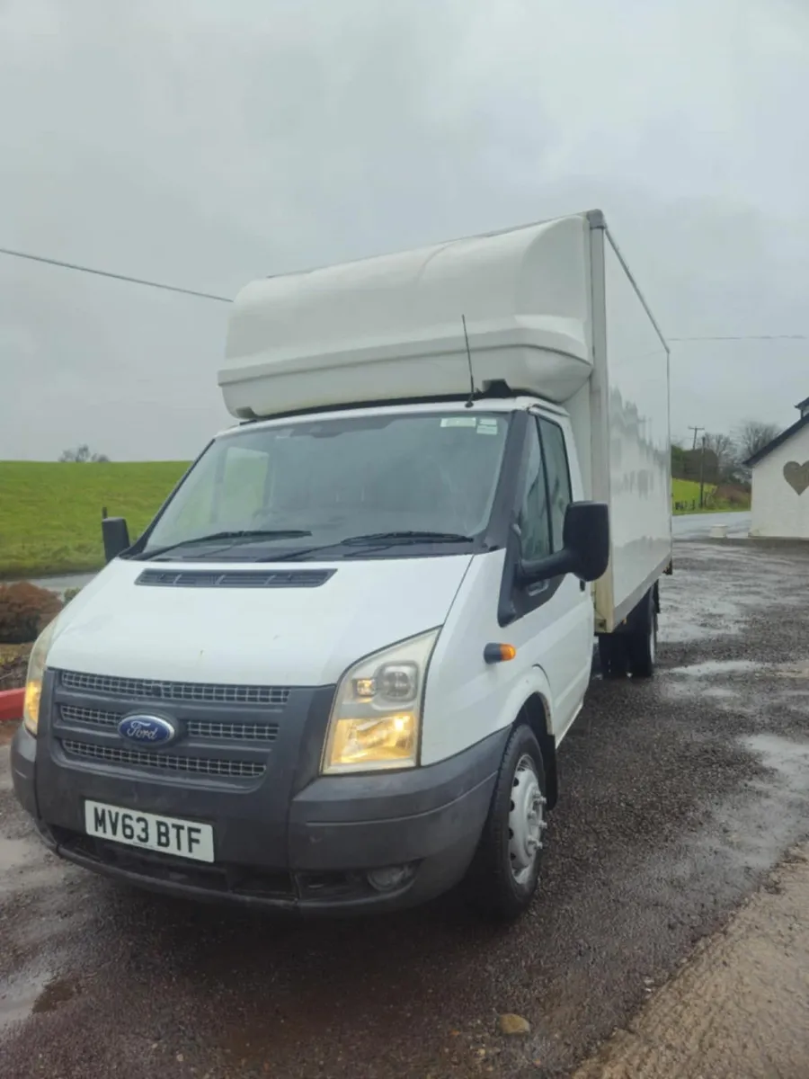 Ford Transit 2013 Luton Body with Tail lift - Image 2