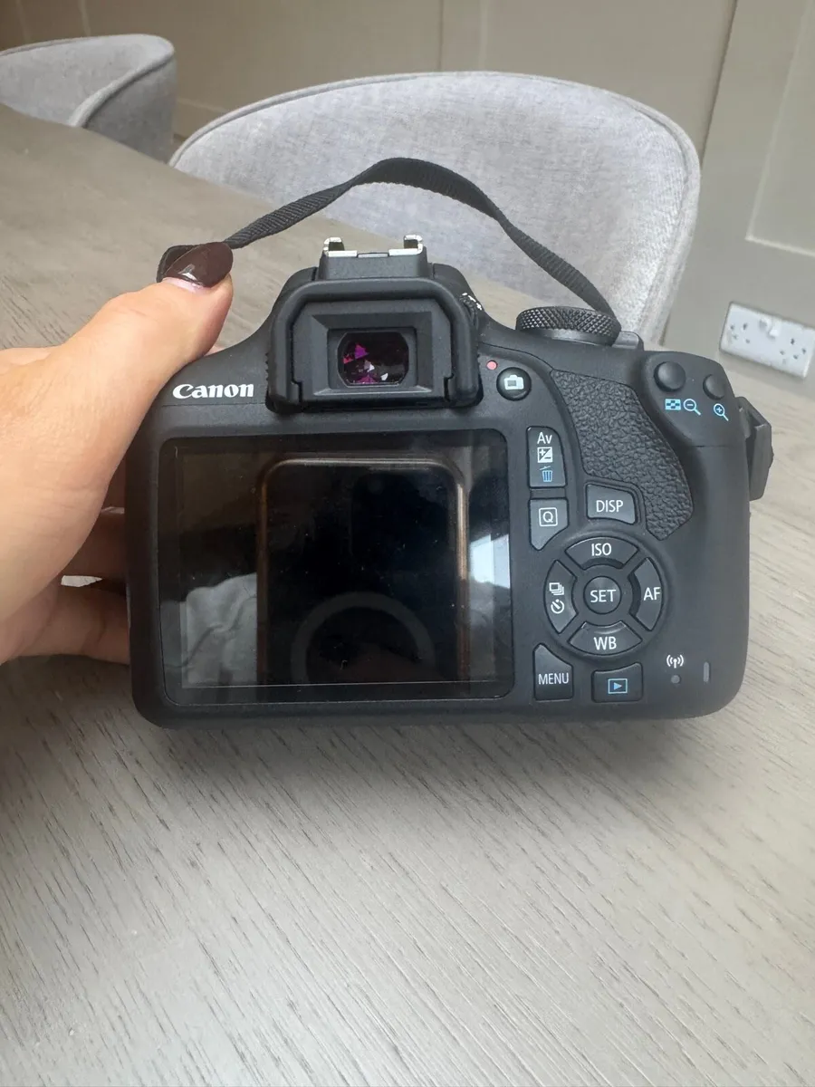 Canon EOS 1500D - Image 3