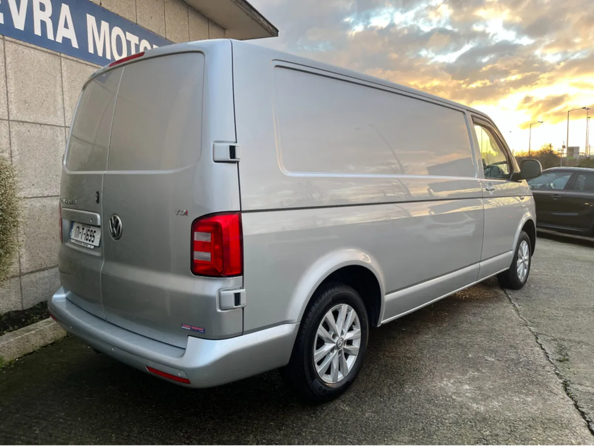 Volkswagen Transporter T6 3000KG TDI 150HP //€1695 - Image 4