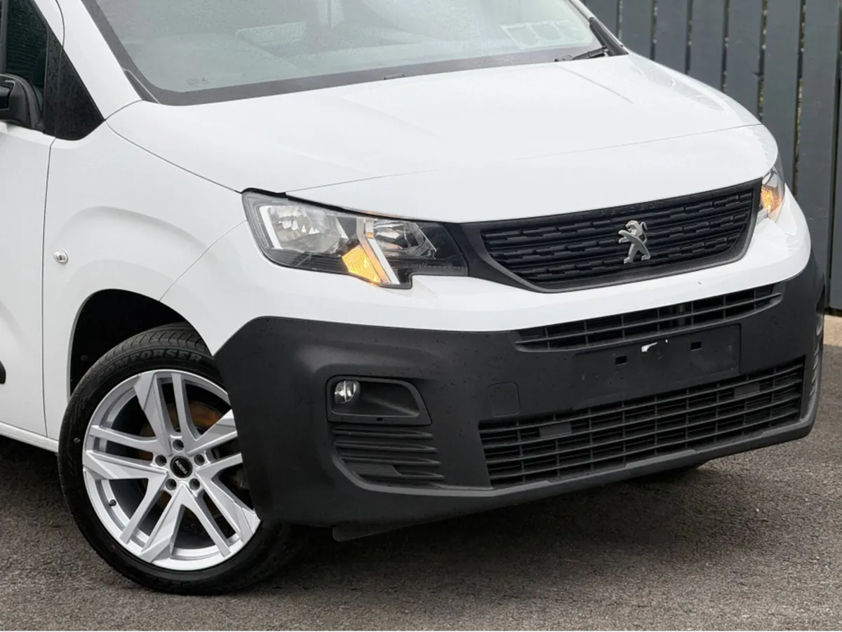 Peugeot Partner 2022 Peugeot Partner PROFESSIONAL - Image 3