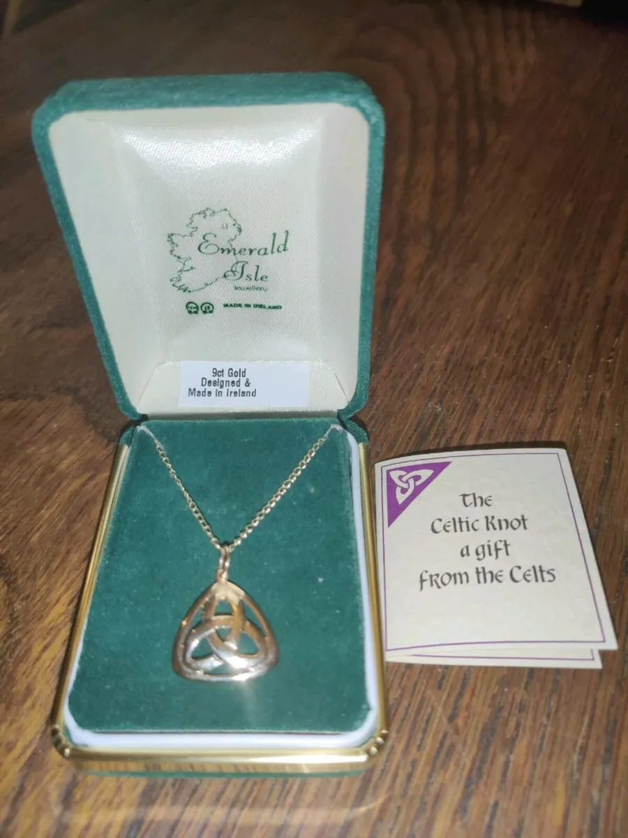 CELTIC KELLS BELCHER, 9CT SOLID Gold 18"Necklace ! - Image 1