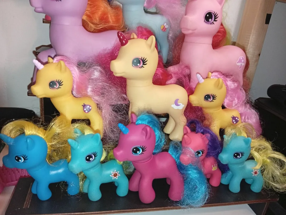 Gi-Go Toys Wonder Pony Land collection of Unicorns - Image 2