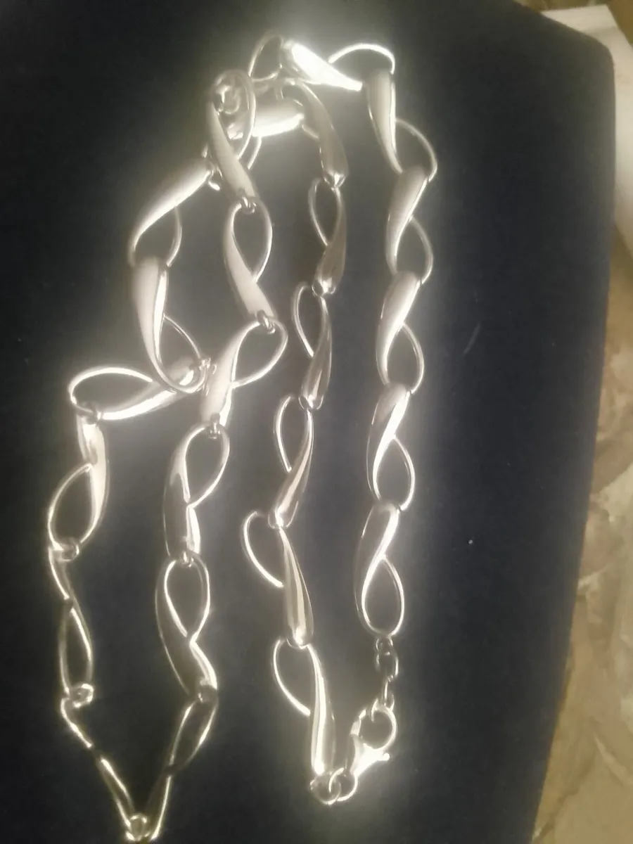 STG SILVER INFINITY LINK CHAIN NECKLACE 18"NEW - Image 1