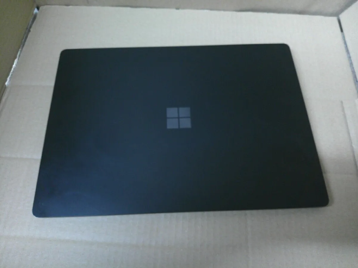 Microsoft Surface Laptop 4 13" 1951 i7 16GB 256GB - Image 2