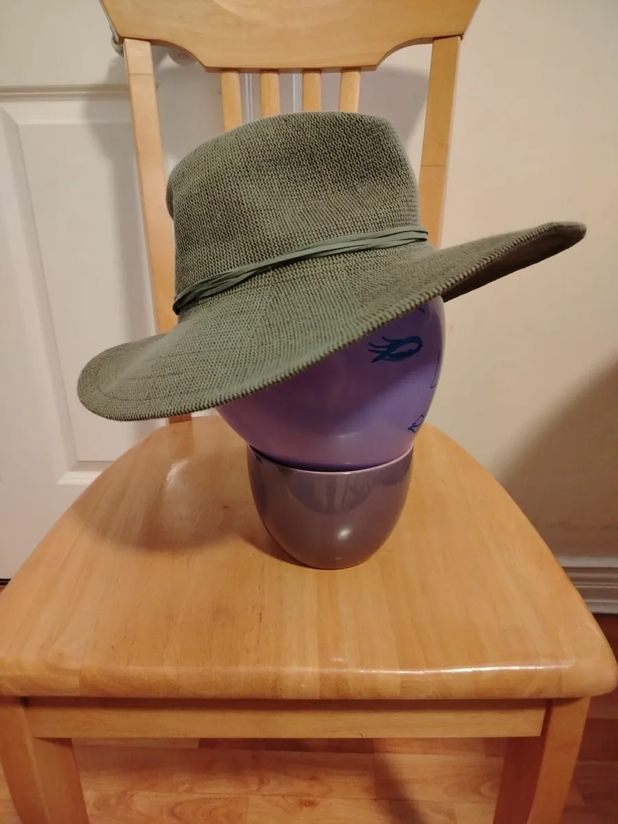 New Women's green khaki hat Wyeth Anthropologie - Image 1