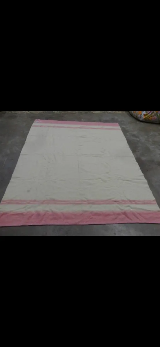 Vintage wool blankets - Image 3