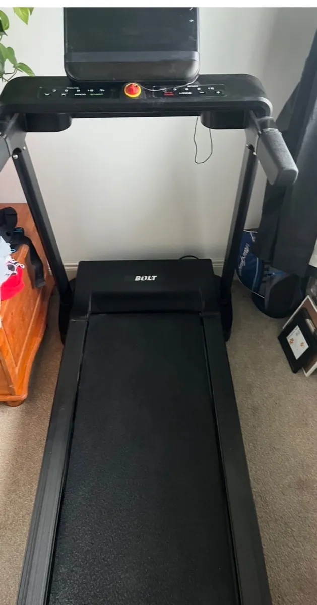 Tread mill - Image 1