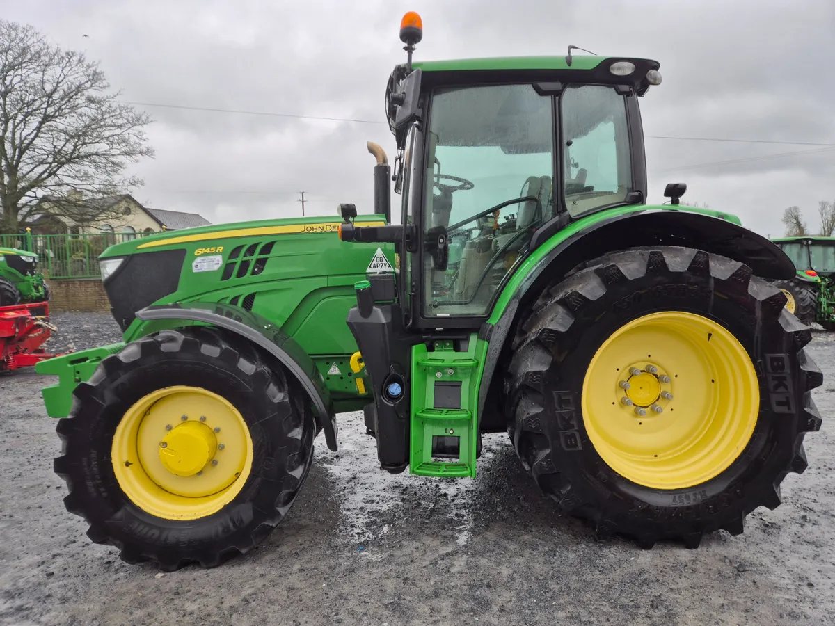 John Deere 6145R 2017 - Image 3