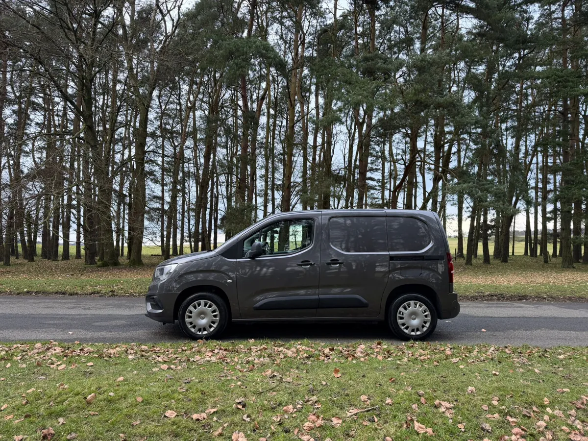 Opel Vauxhall Combo 2019 Van - Image 4