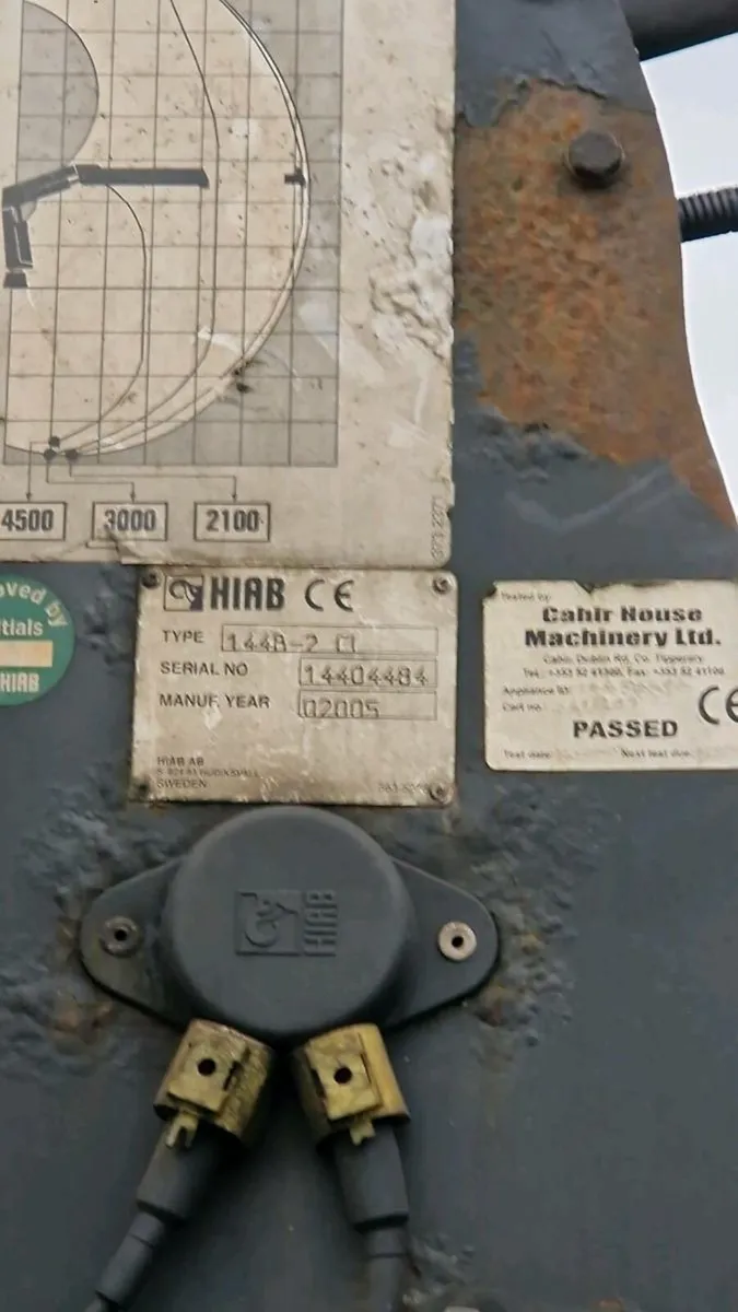 Daf LF 55.230 flatbed truck with hiab - Image 4