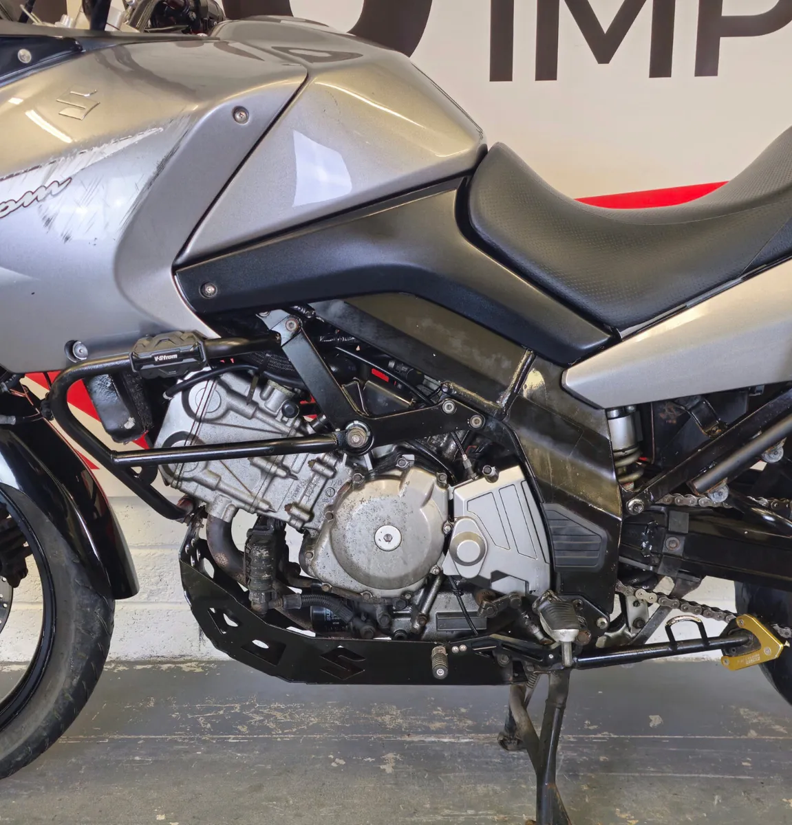 2012 Suzuki V-Strom DL650V - Image 2