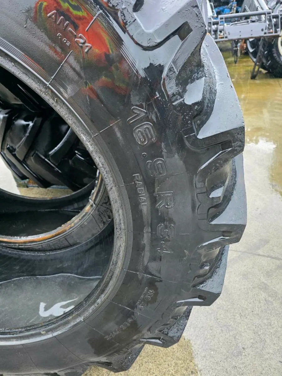 2 16.9 R 34 radial tyres - Image 2
