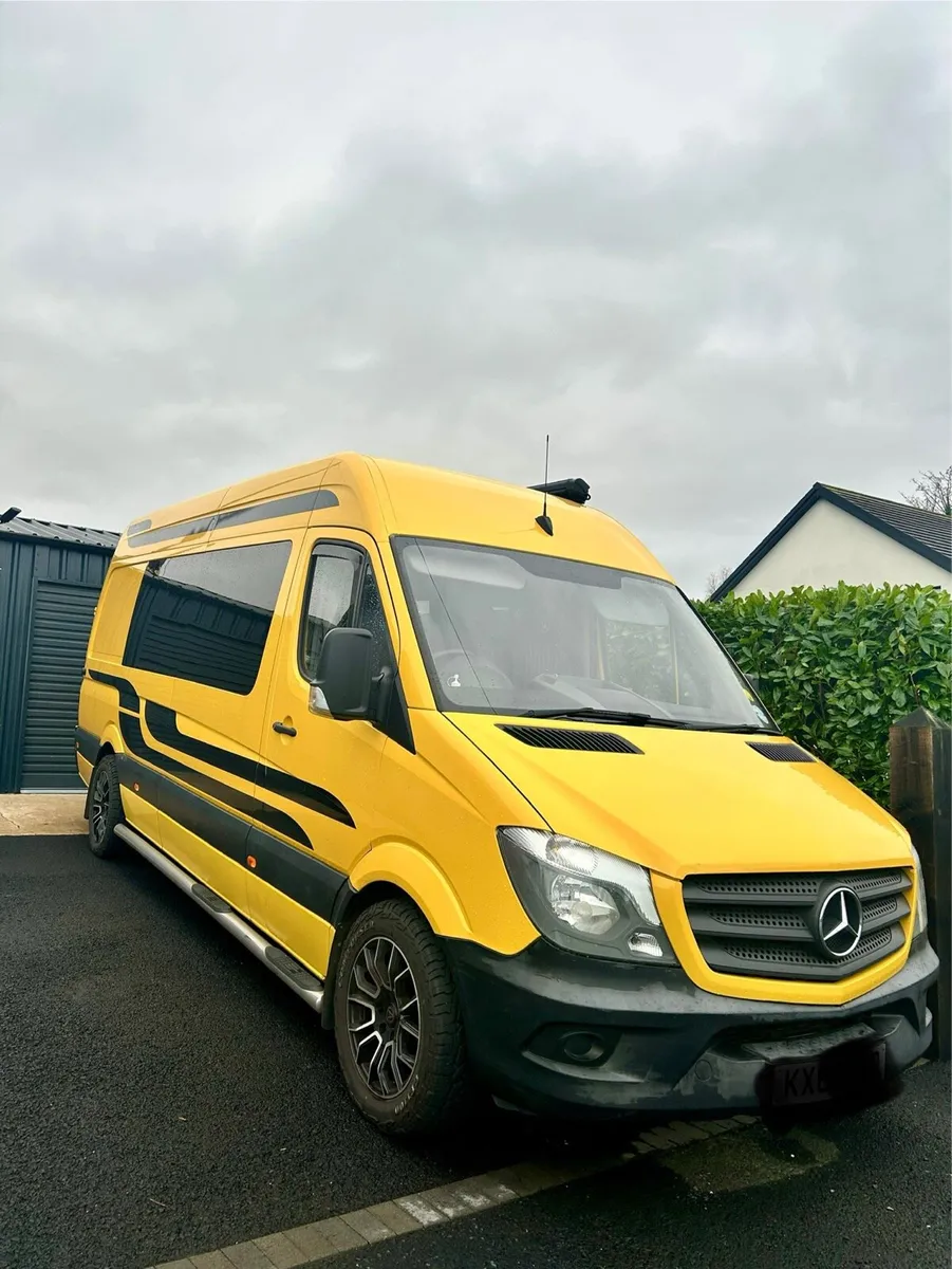 2017 gorgeous Mercedes-Benz Camper/sportsvan - Image 1
