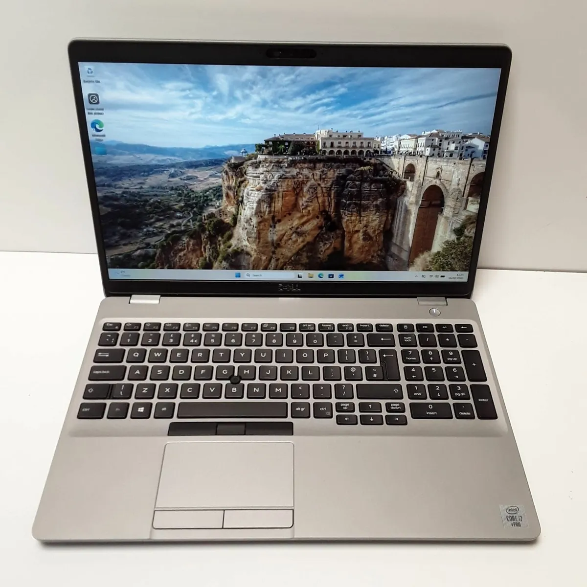 Dell Latitude 5510 | Intel Core i7-10610U | 16GB - Image 1