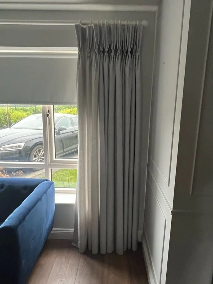 curtains - Image 3