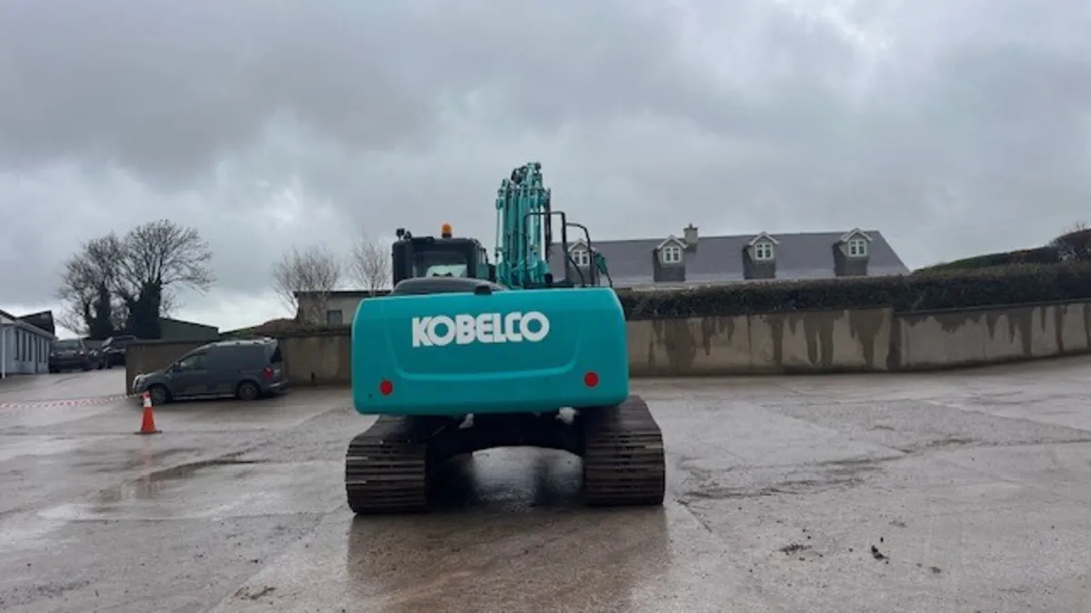 2015 Kobelco SK 210-9 - Image 2